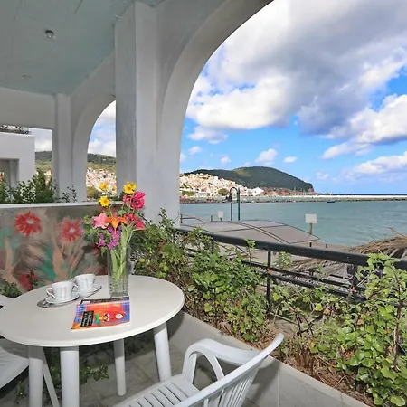 Mamma Mia 3* Skopelos Town